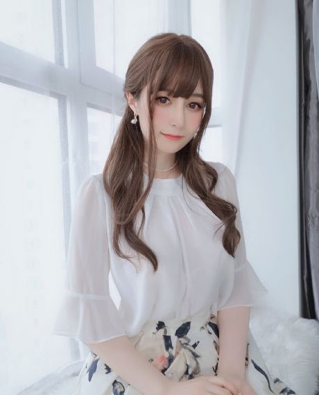 美女光着全身让男人玩_影视大全在线观看